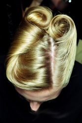 женские стрижки волос